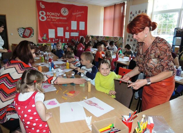 Farebné piesky-tvorivá dielňa - Tvorive dielne farebne piesky 16 