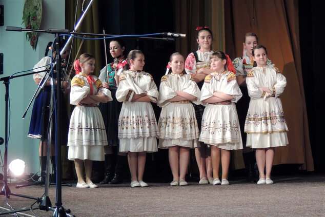 Veľkonočné tradície - Detsky folkl.subor lastek