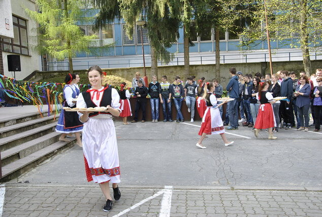Stavanie mája - 1. maj (7)