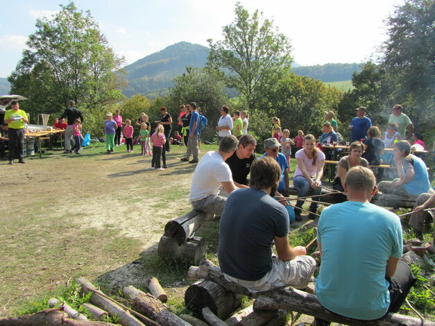 Výstup na 101 hradov slovenska 2016 - Košeca (4)