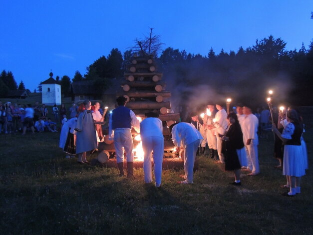 Na svätého jána - Martin Skanzen Janske zvyky 2017 (40)