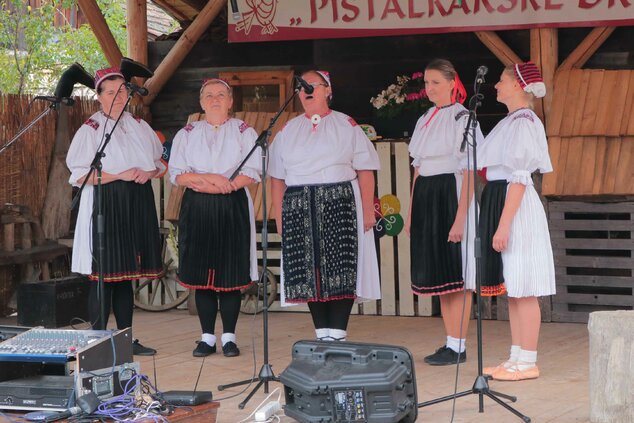 Píšťalkárske brvnište - PISTALKARSKE BRVNISTE 2017 (12)