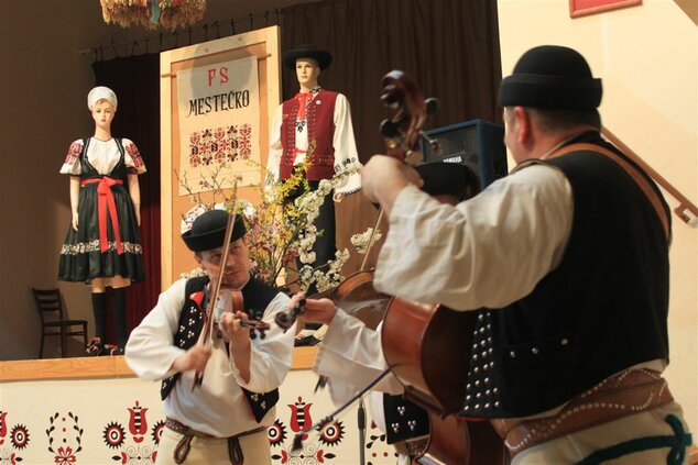 Stretnutie folkloristov púchovskej doliny - STRETNUTIE FSk PUCHOVSKEJ DOLINY (5)