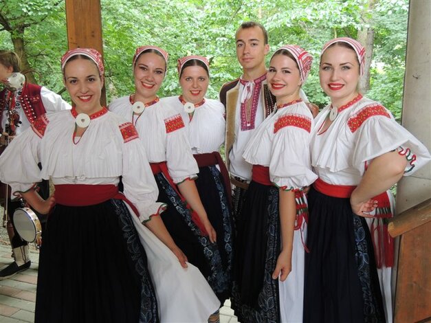 Toč sa toč a 22. folklórna lysá - DSCN6526