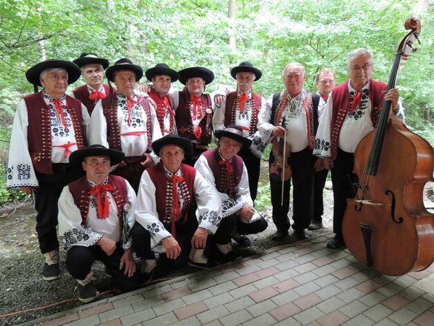 Toč sa toč a 22. folklórna lysá - DSCN6651