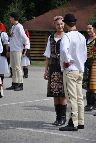 Toč sa toč a 22. folklórna lysá - Folklórna Lysá (15)