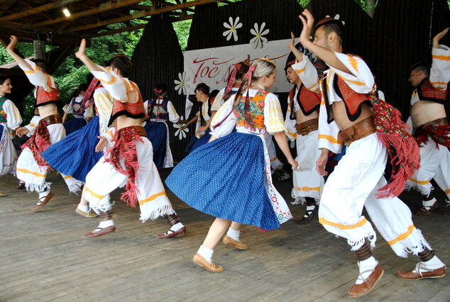 Toč sa toč a 22. folklórna lysá - Folklórna Lysá (63)