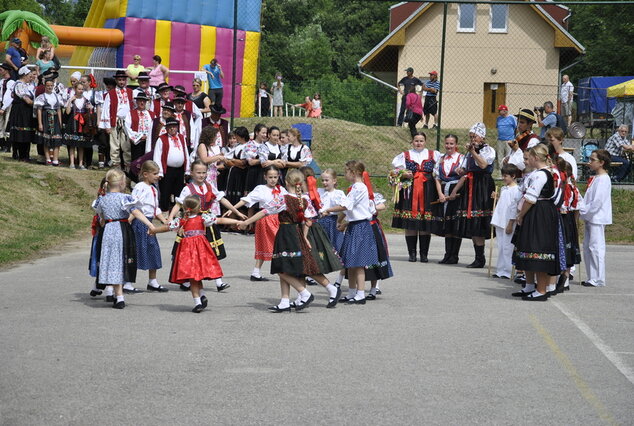 Toč sa toč a 22. folklórna lysá - Folklórna Lysá (7)