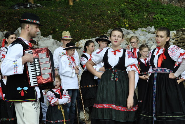 Výstup na 101 hradov slovenska - LEDNICA HRADY2017 (13)