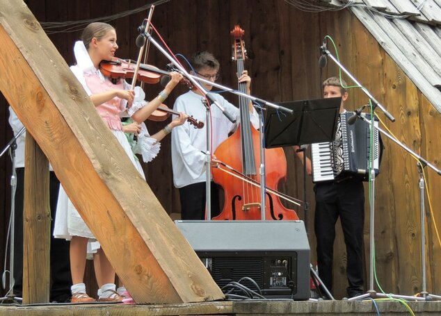 Najúspešnejší nositelia tradícií sa stretli v zuberci - NOSITELIA ZUBEREC CELOSTATNA2018 (39)