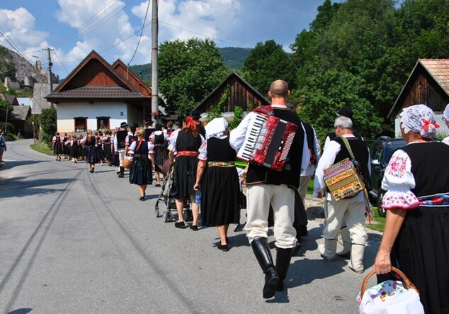 Tradičné lednické dožinkové slávnosti 2018 - LEDNICKE DOZIN18 (17)