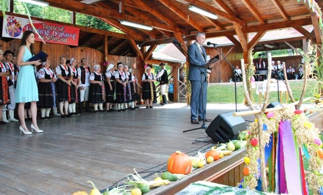 Tradičné lednické dožinkové slávnosti 2018 - LEDNICKE DOZIN18 (47)