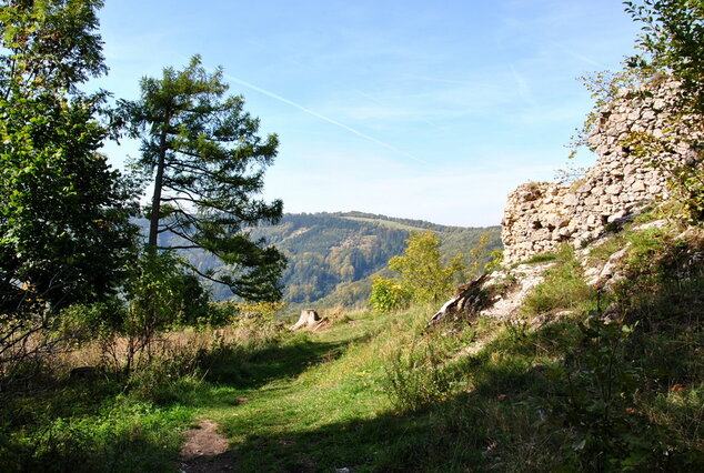 Výstup na 101 hradov slovenska - Vršatec (9)