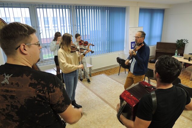 Folklórne hodnoty na Strednom  Považi VI (10)