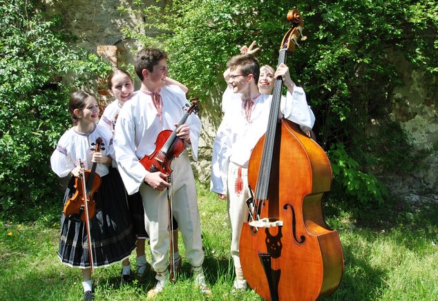 Krajská postupová súťaž a prehliadka hudobného folklóru detí  my sme malí muzikanti 2018 - Z. Kostoľany 2018 (12)