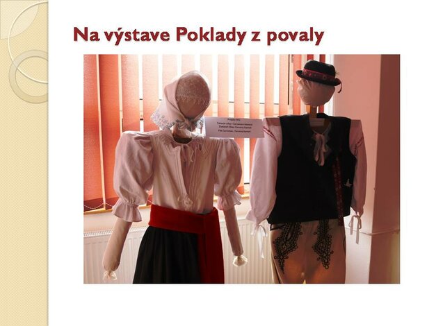 Kroj z červeného kameňa na výstave poklady z povaly - FSk Červeňan 2020 (16)