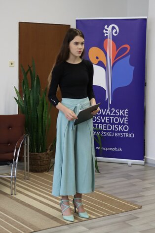 Mladý moderátor - Mladý moderátor 2023_Adela Bošková, Gymnázium Považská Bystrica