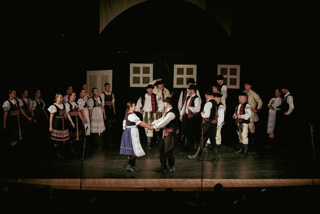 Folklórny súbor považan z považskej bystrice oslávil 70. výročie založenia súboru - Povazan 2024 Patrik Rosina (2)