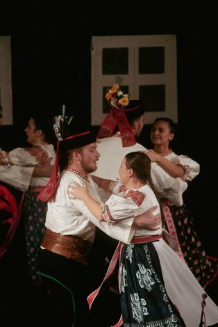 Folklórny súbor považan z považskej bystrice oslávil 70. výročie založenia súboru - Povazan 2024 Patrik Rosina (53)