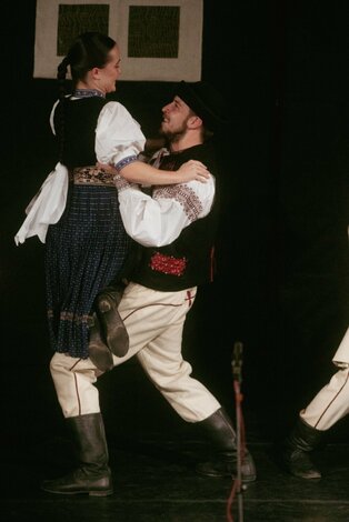 Folklórny súbor považan z považskej bystrice oslávil 70. výročie založenia súboru - Povazan 2024 Patrik Rosina (5)
