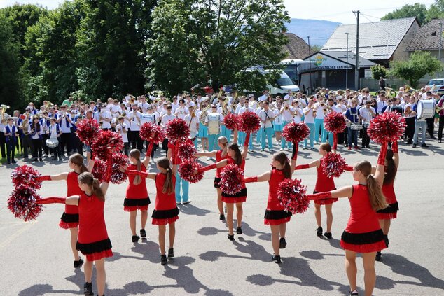 Oddychovka 2024, celoštátne kolo - nedeľa (sprievod, koncert, vyhodnotenie) - Oddychovka, Led. Rovne 2024 koncert (5)