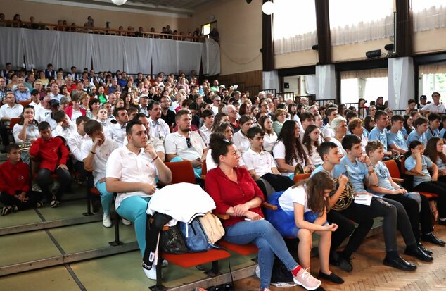 Oddychovka 2024, celoštátne kolo - nedeľa (sprievod, koncert, vyhodnotenie) - Oddychovka, Led. Rovne 2024 koncert (62)