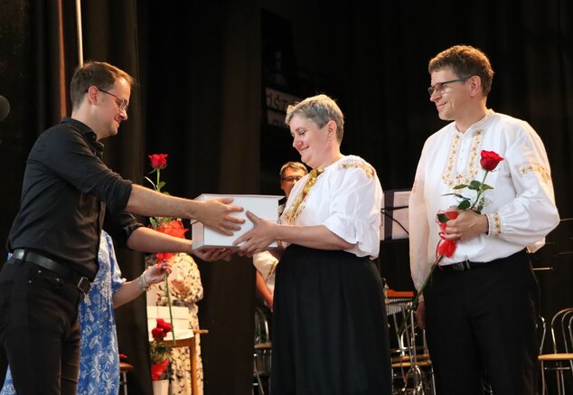 Oddychovka 2024, celoštátne kolo - nedeľa (sprievod, koncert, vyhodnotenie) - Oddychovka, Led. Rovne 2024 koncert (78)