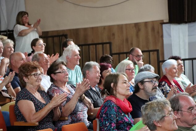 Oddychovka 2024, celoštátne kolo - nedeľa (sprievod, koncert, vyhodnotenie) - Oddychovka, Led. Rovne 2024 koncert (88)