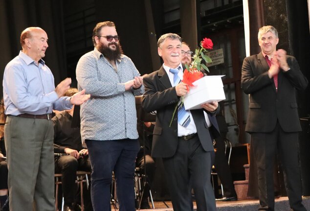 Oddychovka 2024, celoštátne kolo - nedeľa (sprievod, koncert, vyhodnotenie) - Oddychovka, Led. Rovne 2024 koncert (96)