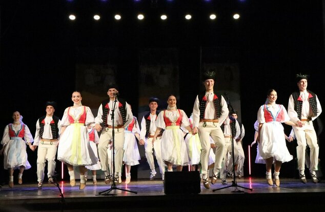 Vo víre mladosti - 55. výročie fs mladosť, dubnica nad váhom - Mladosť Dubnica nad Vahom 2024 výročie  (22)