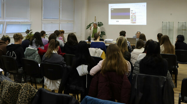 Krok za krokom za umeleckým slovom - IMG_6581