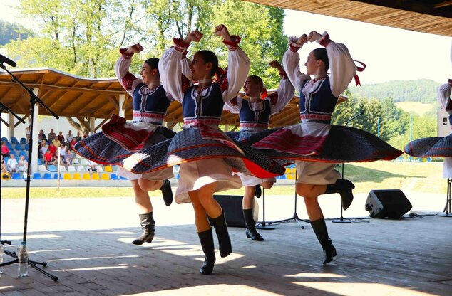 29. folklórna lysá opäť spojila milovníkov tradičnej kultúry - Folklórna Lysá (42)