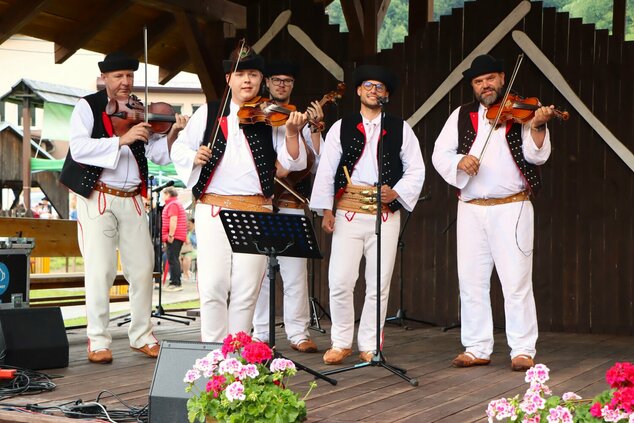 33. marikovské folklórne slávnosti opäť spojili milovníkov folklóru - Marikovské folklórne slávnosti (24)