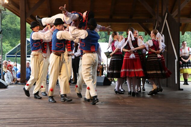 33. marikovské folklórne slávnosti opäť spojili milovníkov folklóru - Marikovské folklórne slávnosti (35)