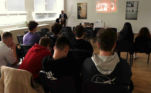 Mýtus krásy - od kmeňových rituálov po digitálne filtre - Mýtus krásy (3)