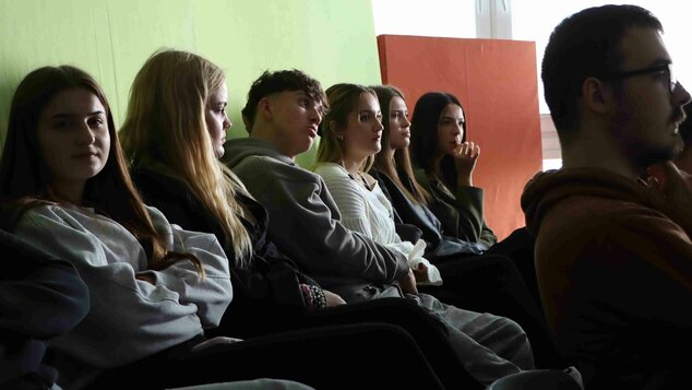 Romantické podvody – ako sa nestať obeťou podvodníkov a zlodejov - IMG_3231
