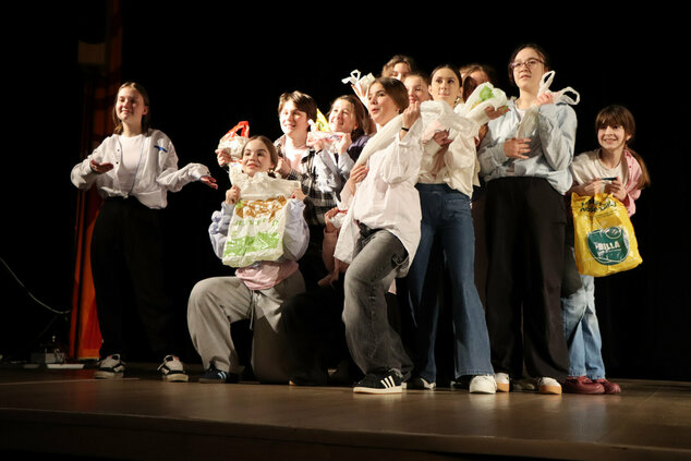 Rozprávkové javisko - výsledky regionálneho kola 53. ročníka celoštátnej postupovej súťaže a prehliadky detskej dramatickej tvorivosti zlatá priadka - IMG_8443