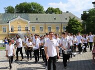 Oddychovka 2024, celoštátne kolo - nedeľa (sprievod, koncert, vyhodnotenie) - Oddychovka, Led. Rovne 2024 koncert (28)