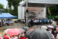 Oddychovka 2024, celoštátne kolo - nedeľa (sprievod, koncert, vyhodnotenie) - Oddychovka, Led. Rovne 2024 koncert (55)
