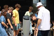 Dáma s ďalekohľadom: príjemné dopoludnie venované histórii, tajomstvám vesmíru a umeniu - Dáma s ďalekohľadom (20)