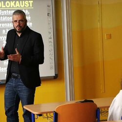 Po stopách tragédie (2)